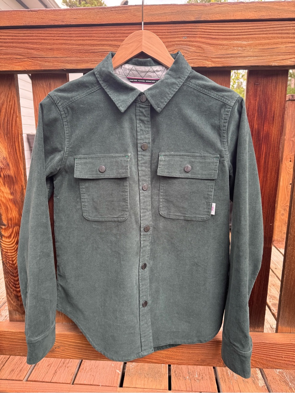 Stio Women’s Saratoga Corduroy Snap Shirt Medium Green NWOT